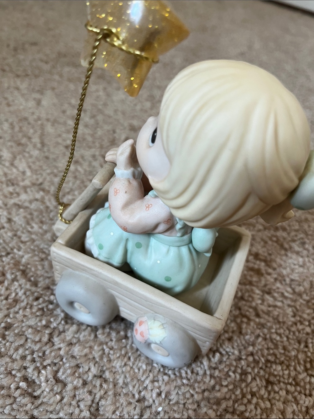Precious Moments Mint, Cream & Gold Figurine in Wagon - Picture 2 of 3